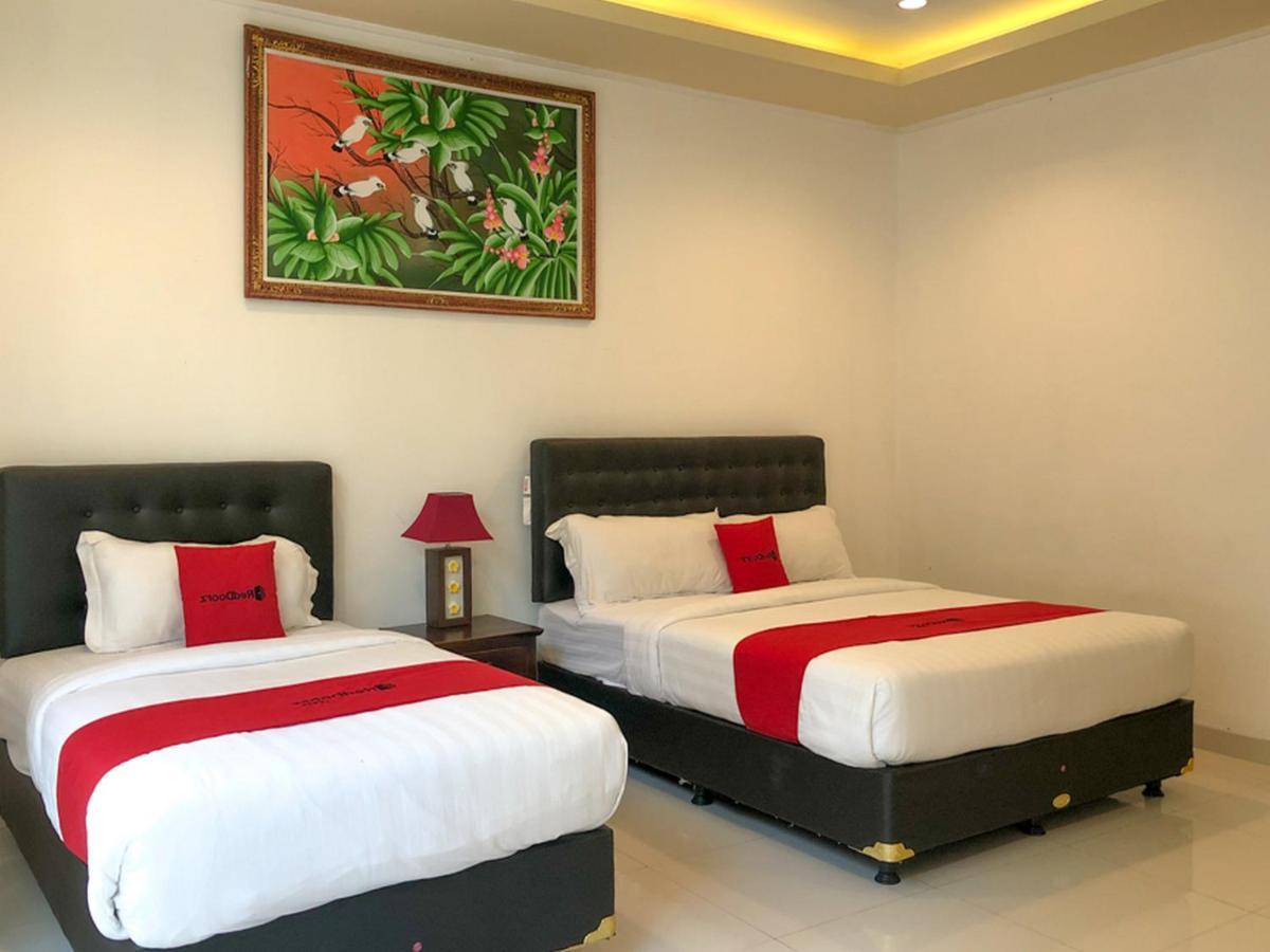 Reddoorz Plus Near Dreamland Beach Jimbaran  Exterior photo